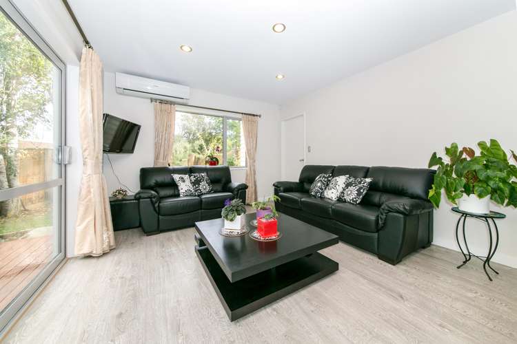 29a Woodcote Drive Glenfield_7