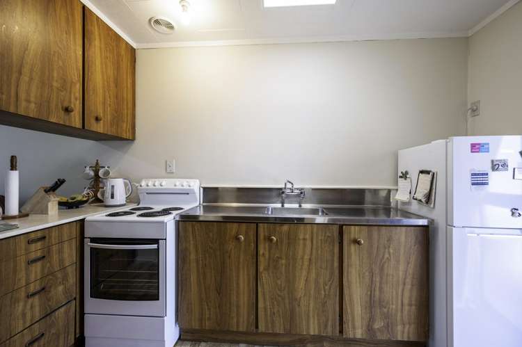 3 and 4/104 Muritai Street_3