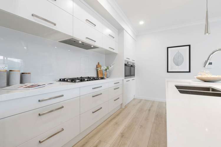 20 Newport Place Forrest Hill_11