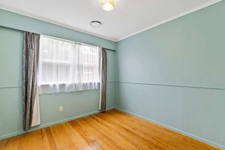 57 Golf Road New Lynn_13