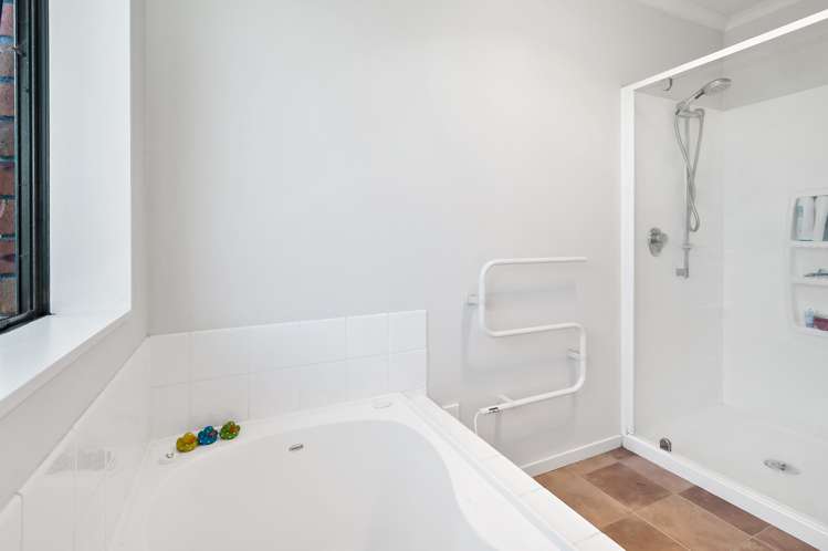 6 Iraklis Close Templeton_12