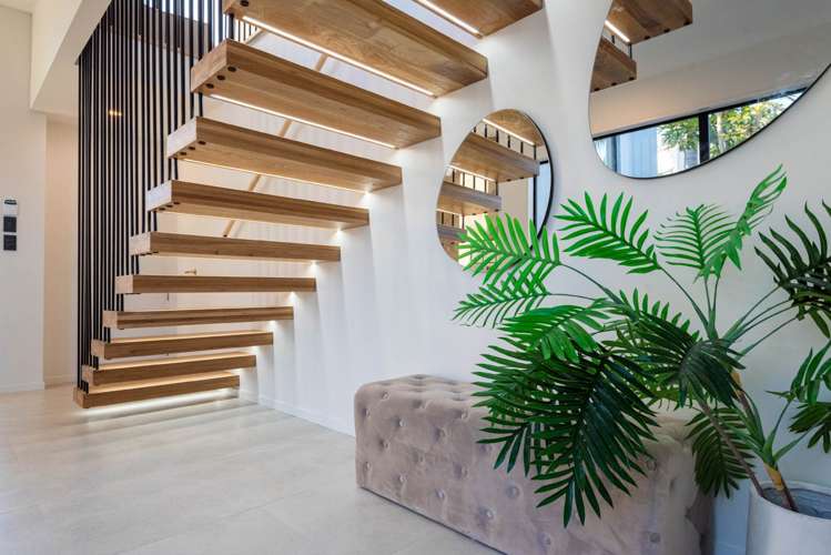 13 Waimana Avenue Northcote Point_16