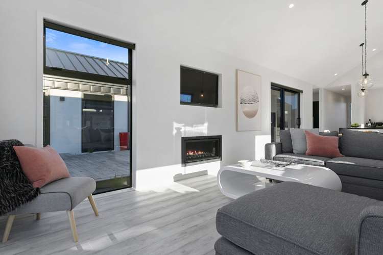 22 Alan Livingston Drive Cambridge_8