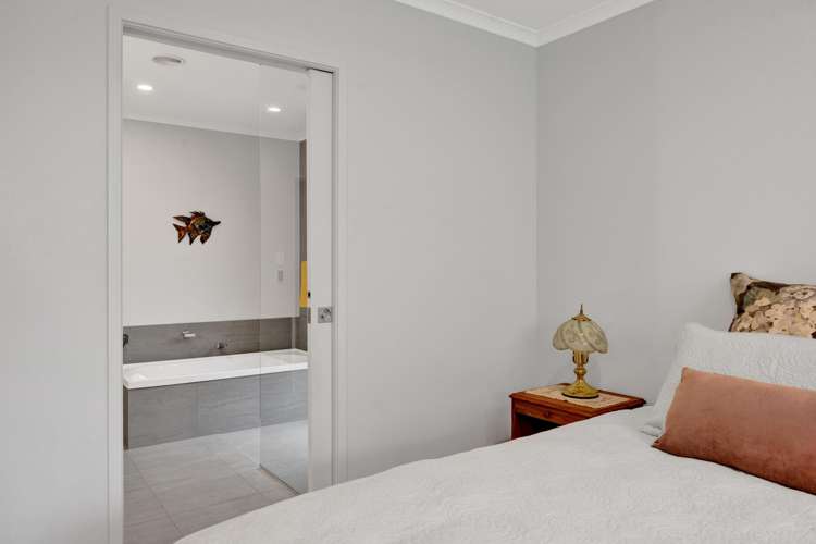 21 Erin Street Hawera_10