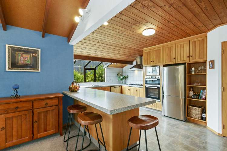 47 Peterhouse Street Tawa_9