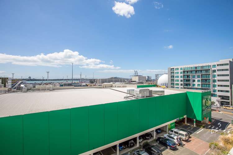 1202/30 Beach Road Auckland Central_21