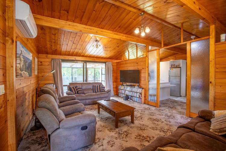 32 Old Station Road Ohakune_3