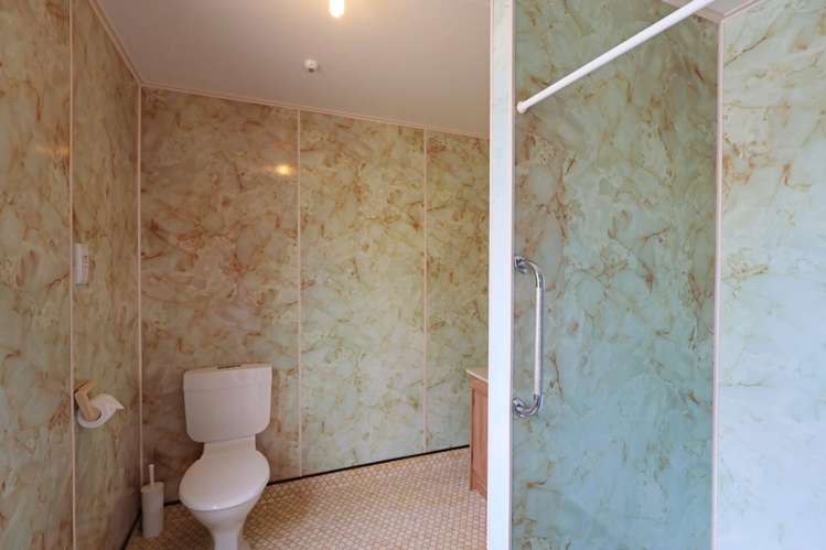 40 Gore Street + 41 Barrow Street Bluff_41