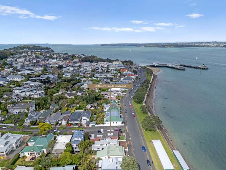 33 Queens Parade Devonport_37