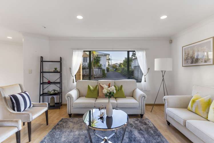 2/24 Somerset Road Mount Roskill_5