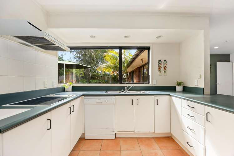 1 Crestview Place Browns Bay_9