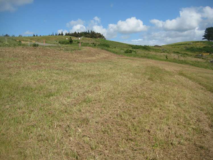 32 Pekama Drive Cable Bay_17