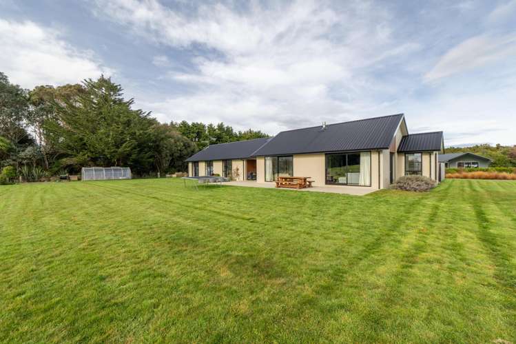 111 Blairlogie Close Otatara_27