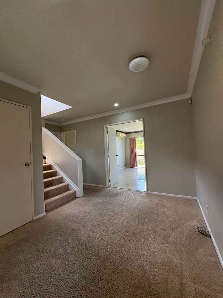 14 Highgrove Lane Totara Vale_25