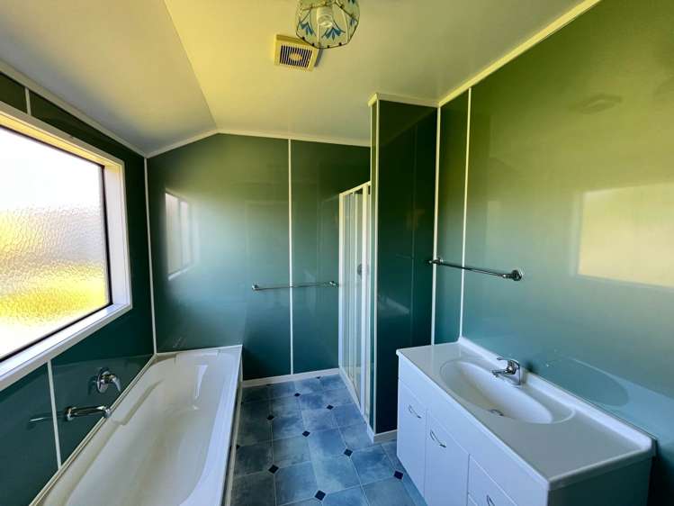 117 Glendale Road Glen Eden_8