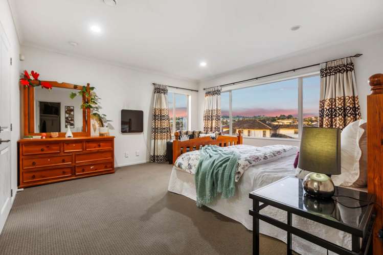 7 Woolaston Place Flat Bush_14