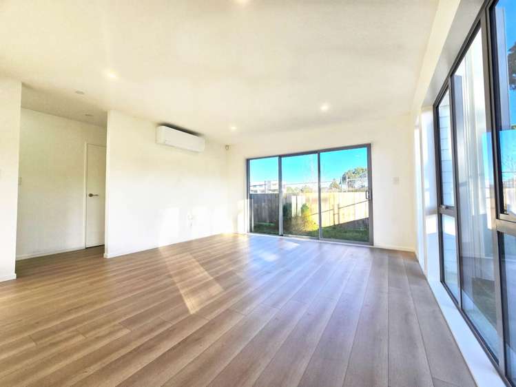 8a Taurima Avenue Point England_8