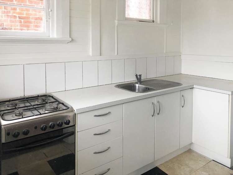 182 Crawford rd 1052_1