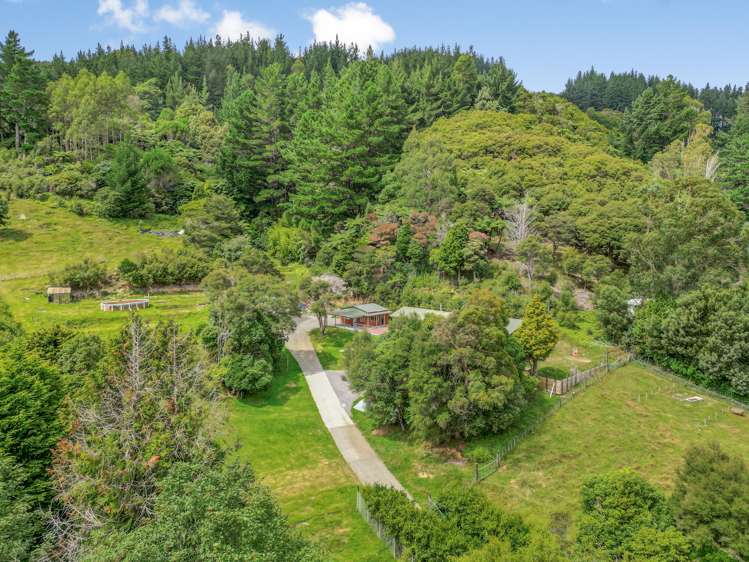 336 Moores Valley Road Wainuiomata_31