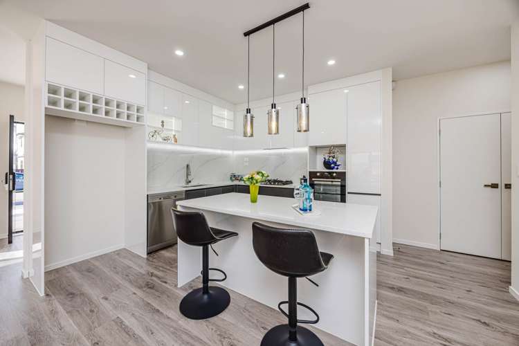 8 Sapwood Crescent Takanini_10