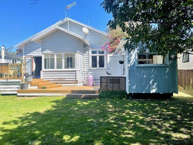 OWNERS GONE - MUST BE SOLD!