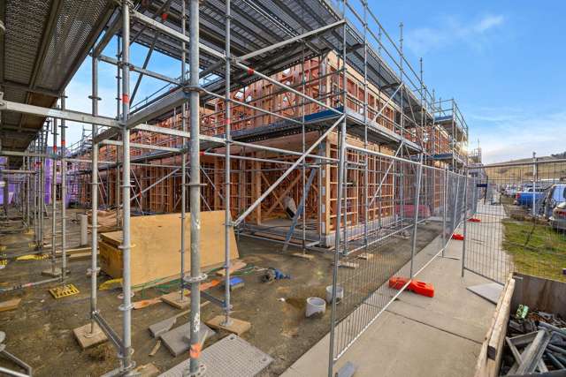 88/1-6 Hall Street, Five Mile Villas Frankton_2