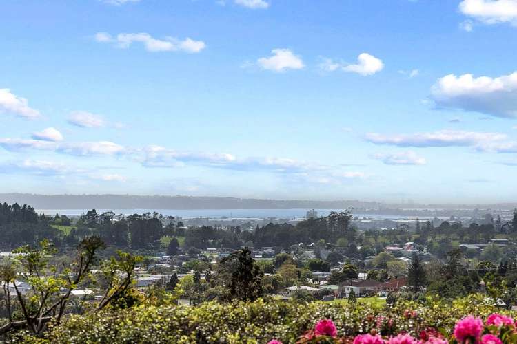 139 Glengarry Road Glen Eden_4