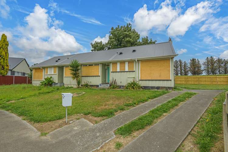 23 and 25 Stephens Crescent Highbury_0