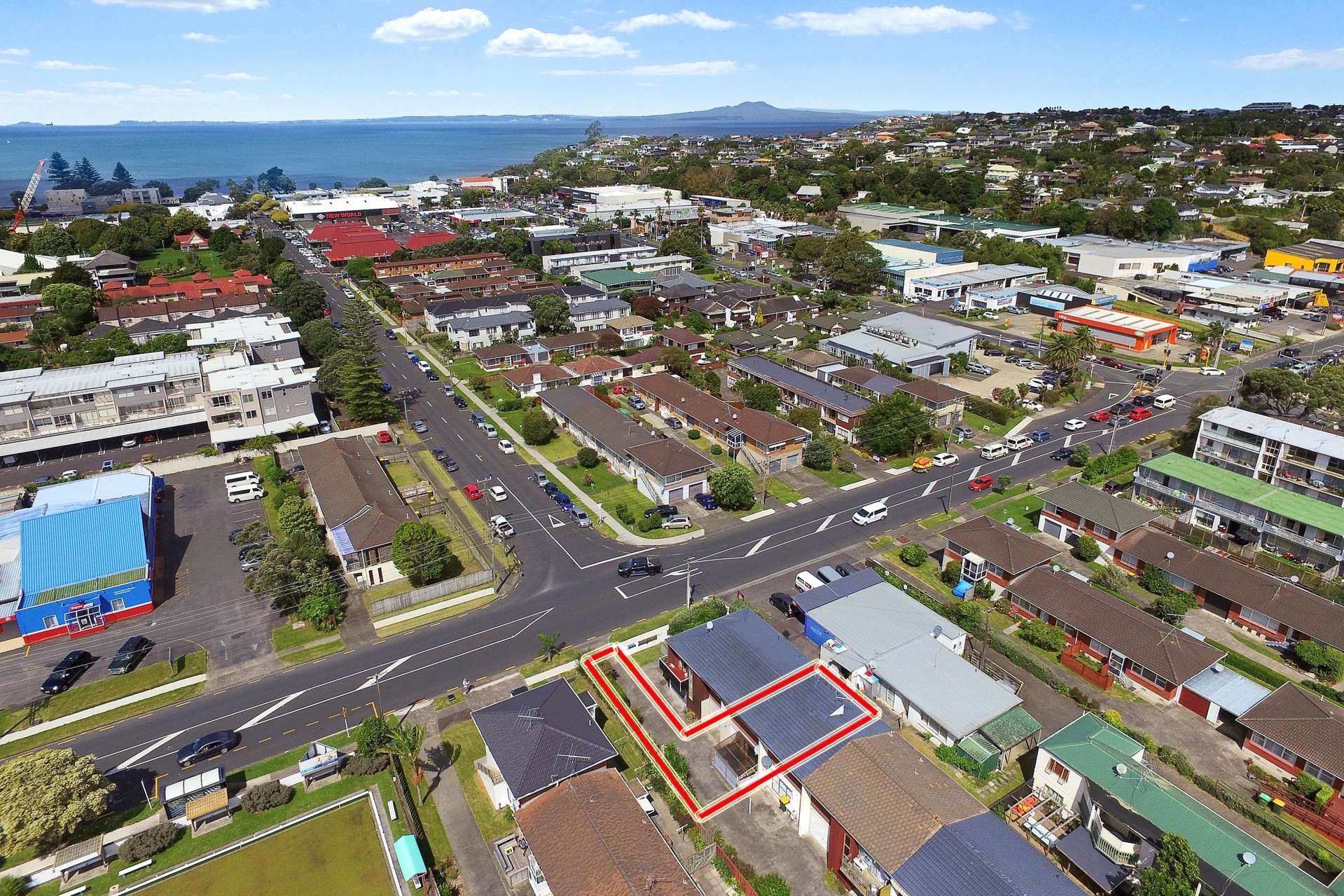 2/772 Beach Road Browns Bay_0