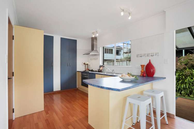 9 Nui Mana Place Te Atatu South_19