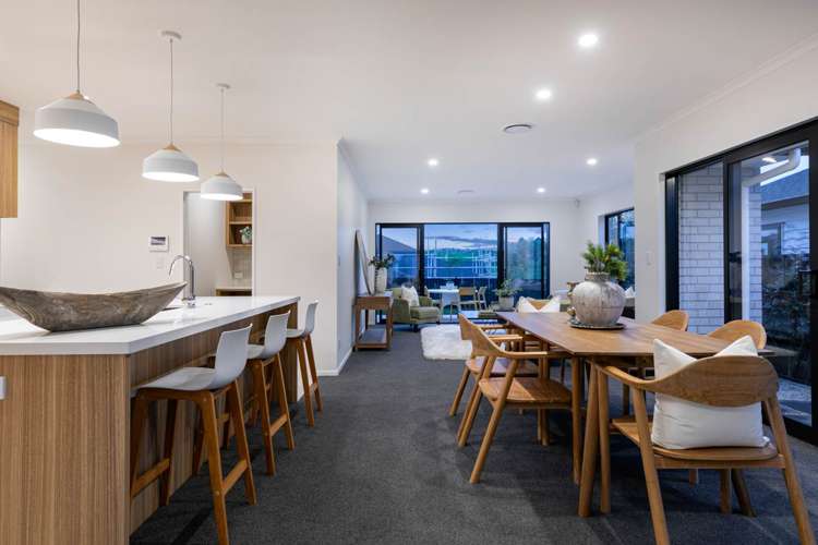 52 Tukutata Crescent Milldale_14