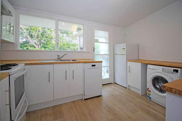 2/36 Jutland Road Hauraki_5