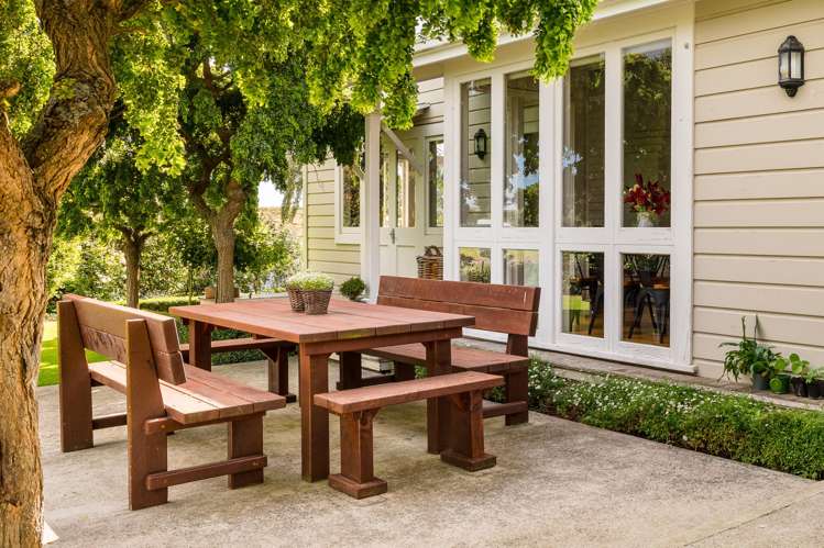 357 Hook School Road Makikihi_15