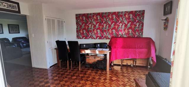 22 Deane Avenue Titirangi_4