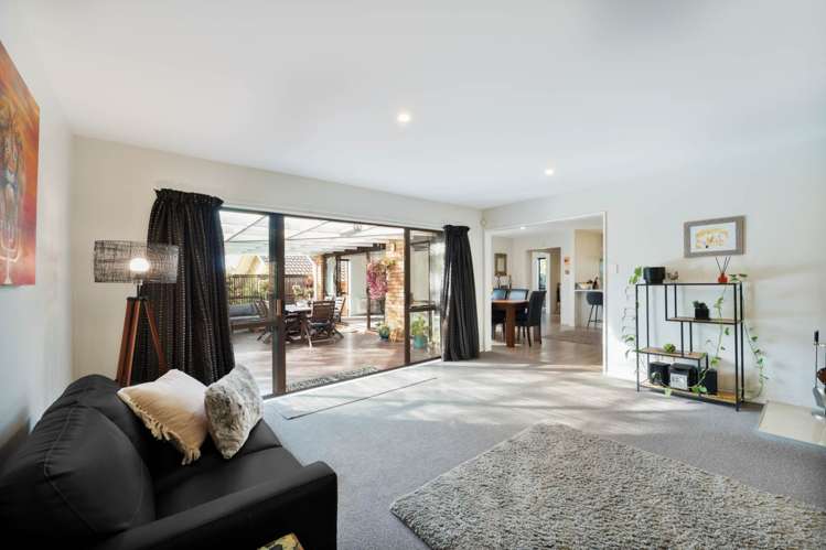 70A Tirimoana Road Te Atatu South_30