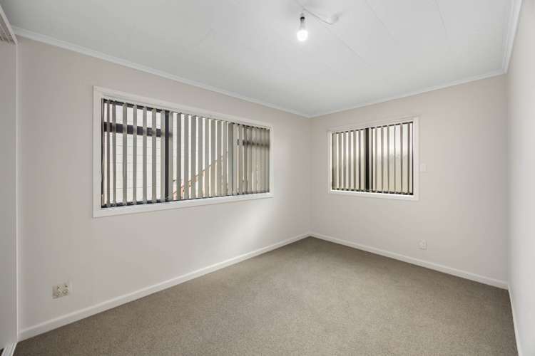 Titirangi Road Titirangi_5