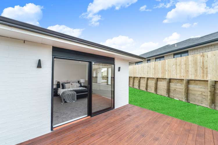 15 Waireka Road Rototuna North_24