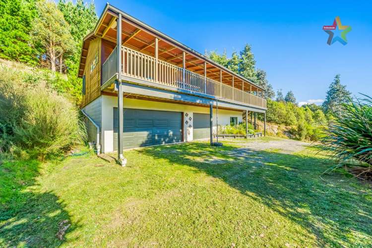 1768c State Highway 2 Kaitoke_24