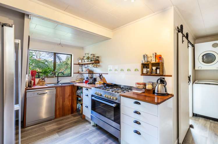 31 Huriwaka Street Kuratau_21