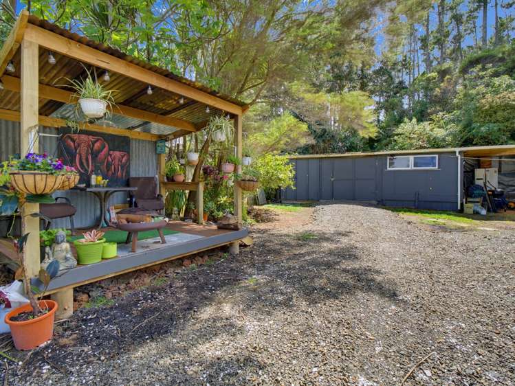 11 Moana Road Tinopai_22