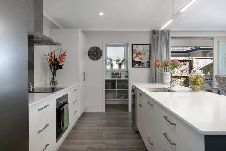 124 Puhirake Crescent Pyes Pa_7