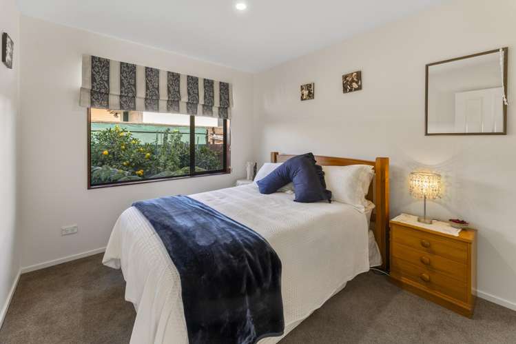 40 Tyree Drive Stoke_17