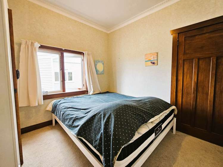 39 Hanlon Crescent Devonport_4