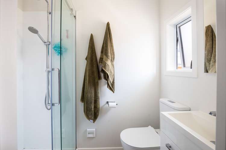 7 Victor Street Hurdon_14