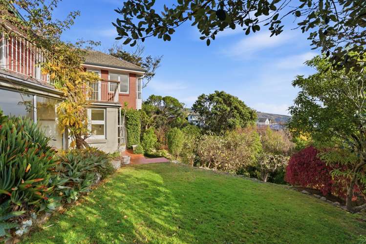 39 Te Awakura Terrace Mount Pleasant_39