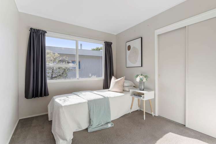 52 Meadowvale Avenue Forrest Hill_22