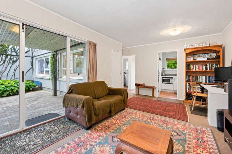 2/7 Owens Road Devonport_14