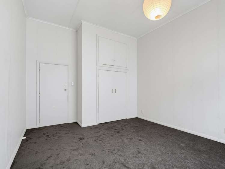 19 Hereford Street West End_24