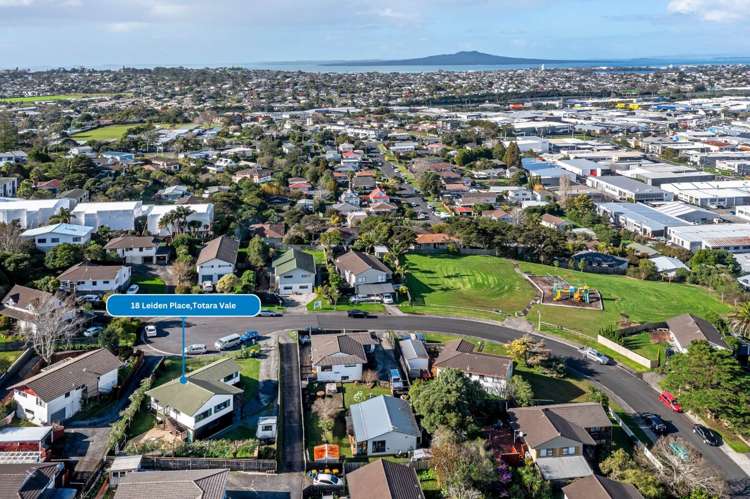 18 Leiden Place Totara Vale_15