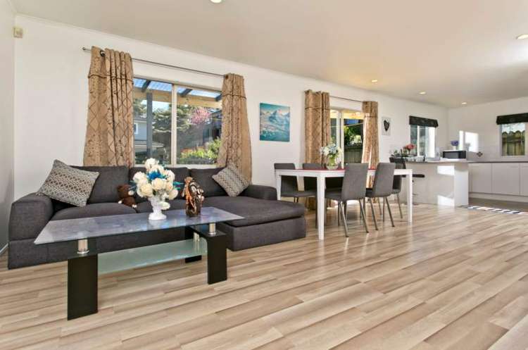1a/66 Seaview Road Glenfield_5